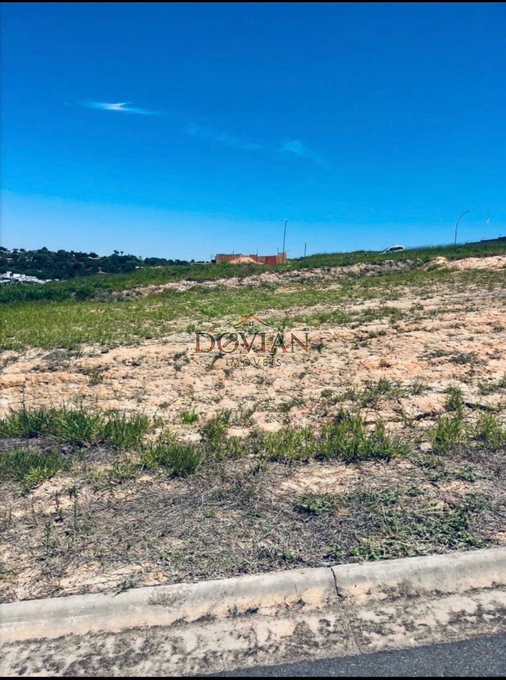 Terreno, 300 m² - Foto 1