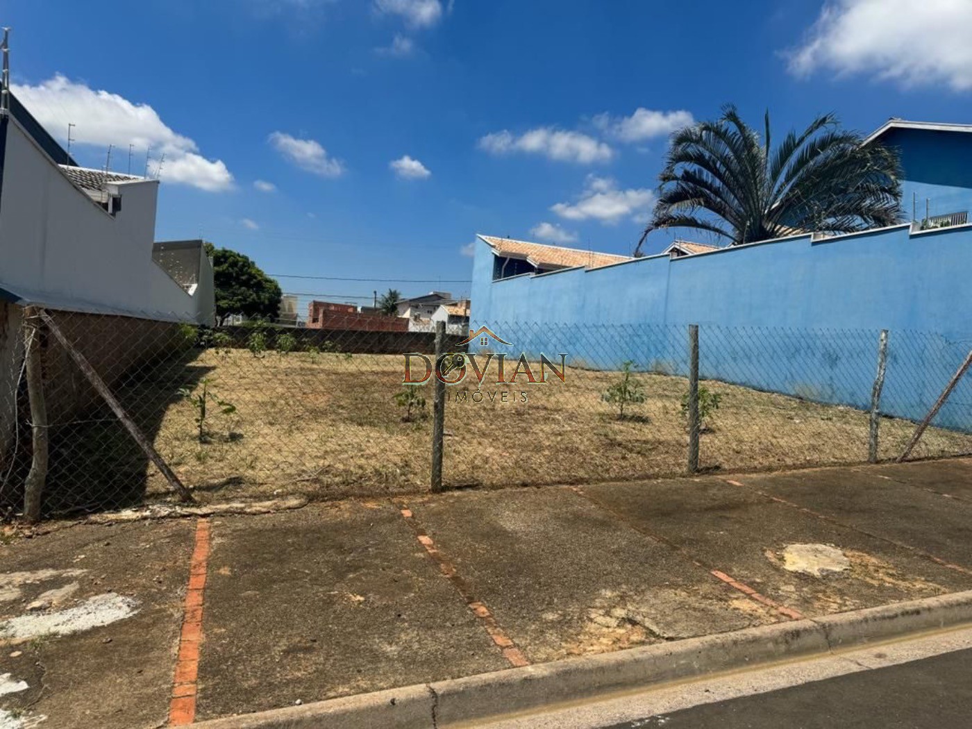 Terreno, 300 m² - Foto 1