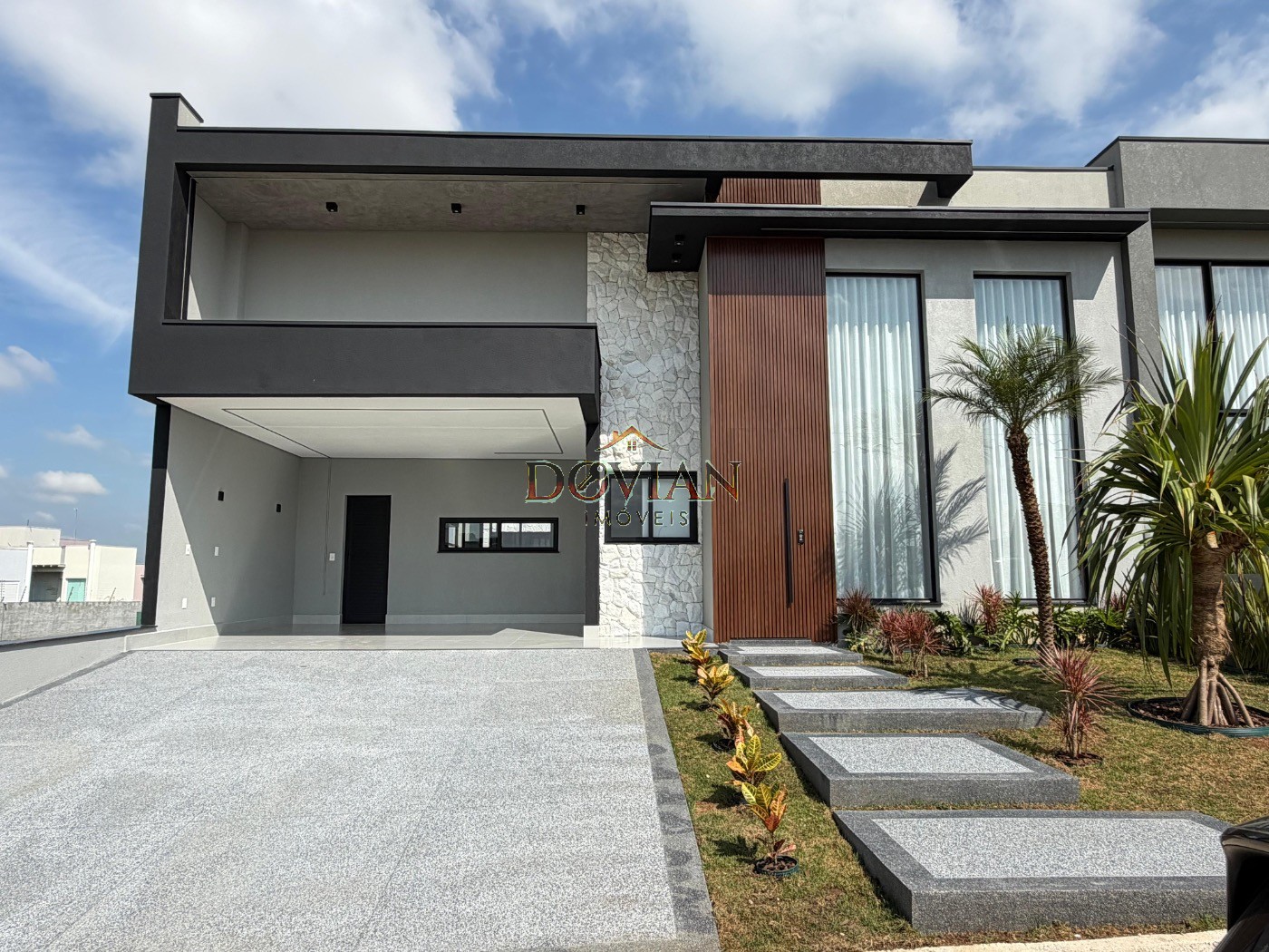 Casa, 3 quartos, 300 m² - Foto 1