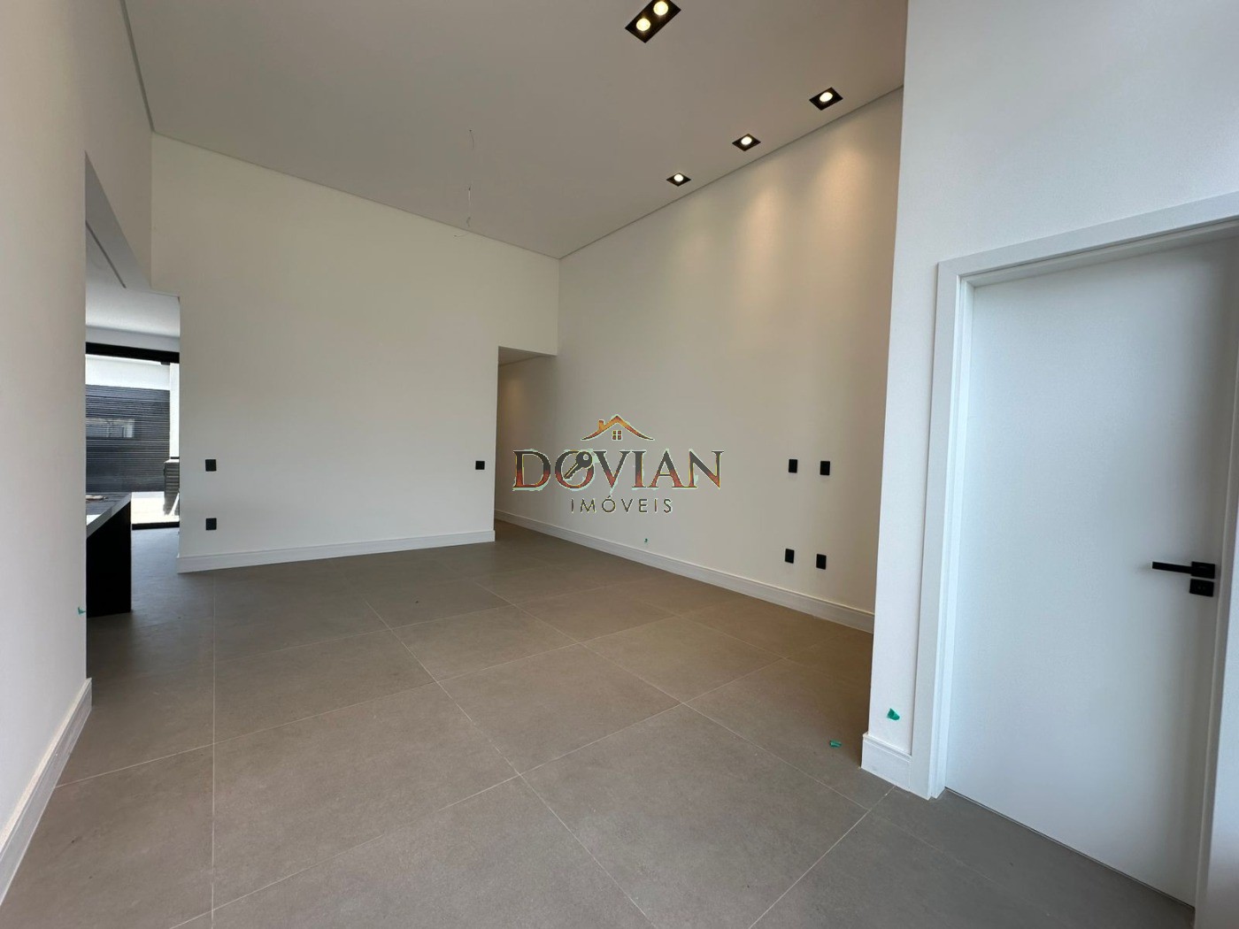 Casa, 3 quartos, 250 m² - Foto 4