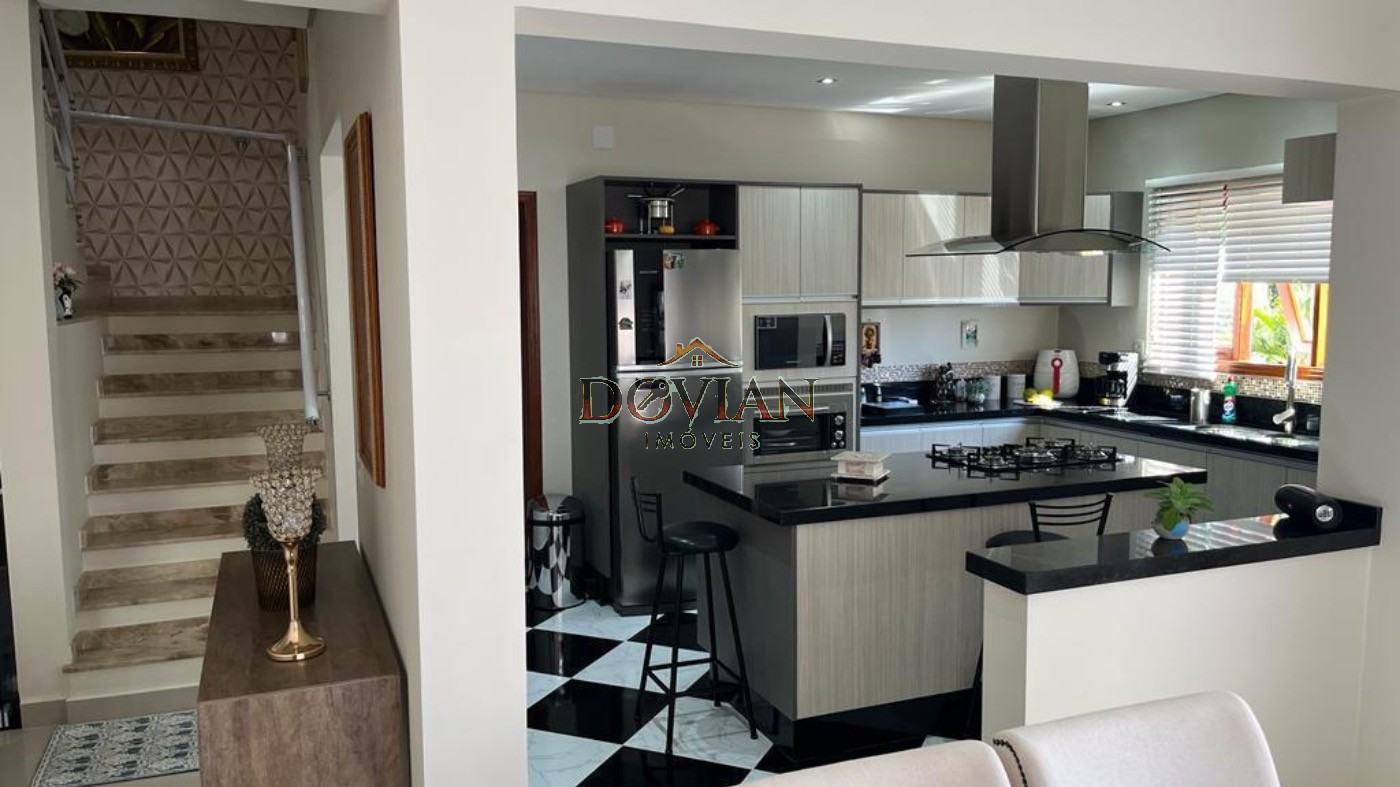 Casa, 3 quartos, 250 m² - Foto 14