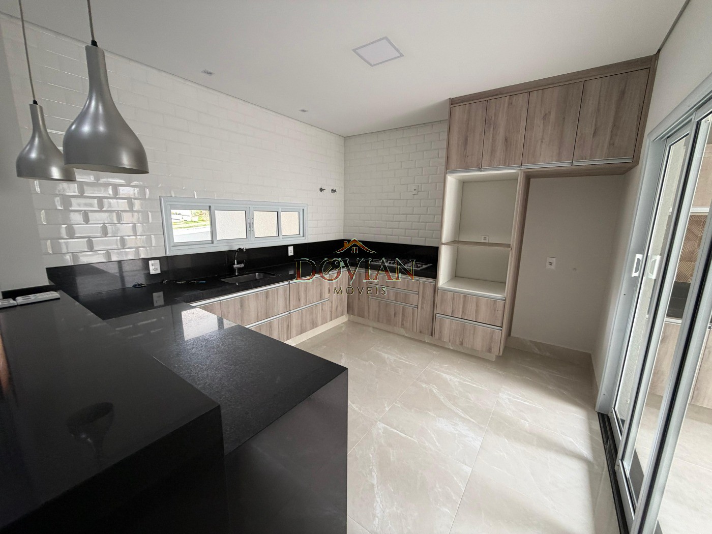 Casa, 3 quartos, 200 m² - Foto 8