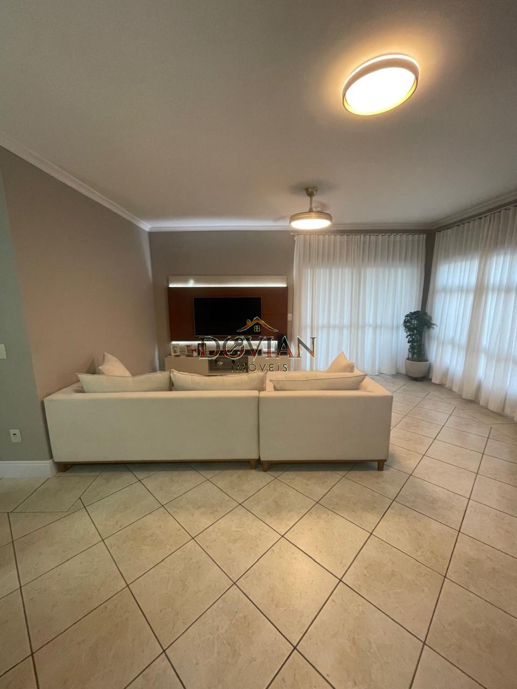 Casa, 3 quartos, 306 m² - Foto 2