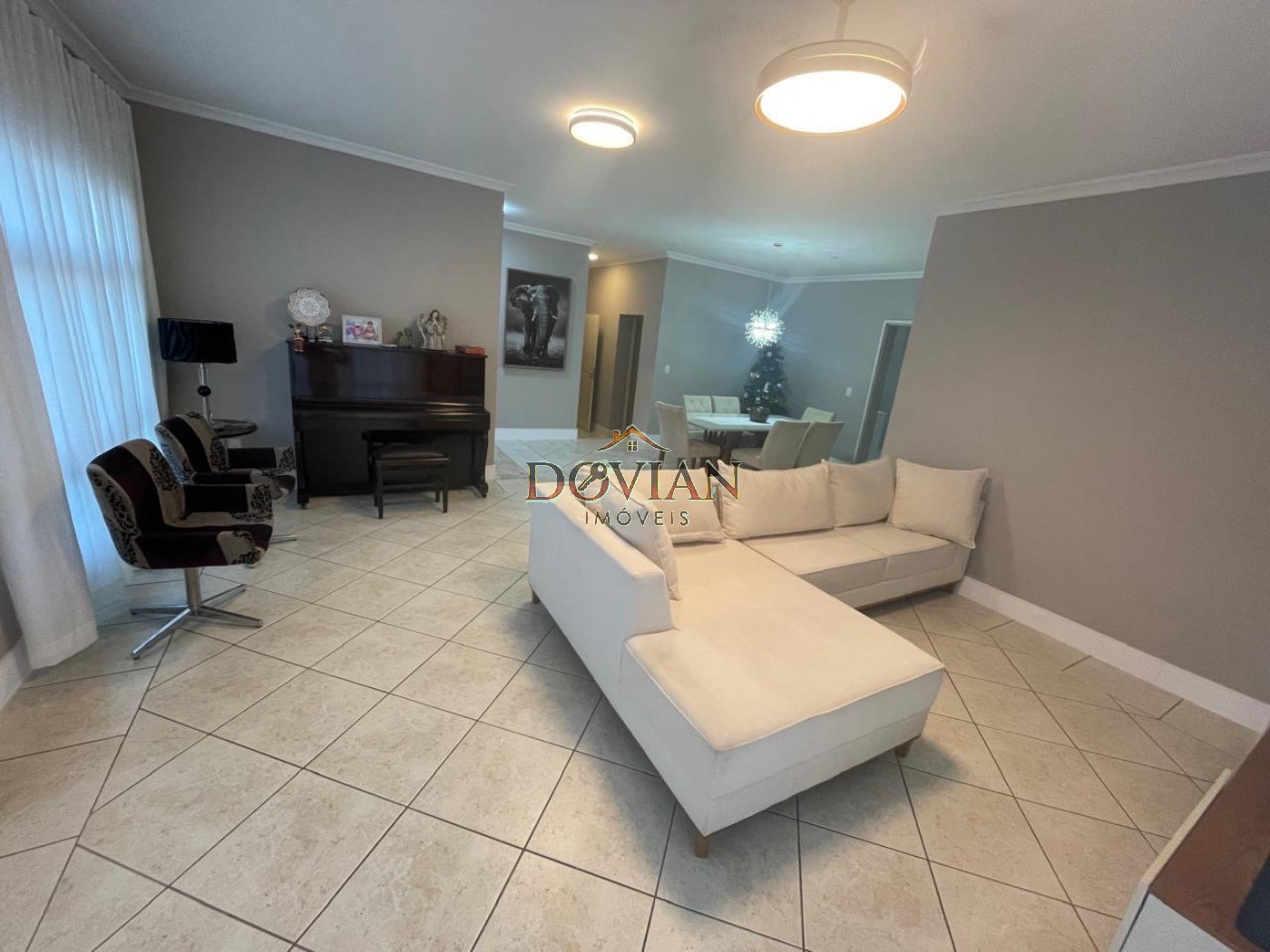 Casa, 3 quartos, 306 m² - Foto 1