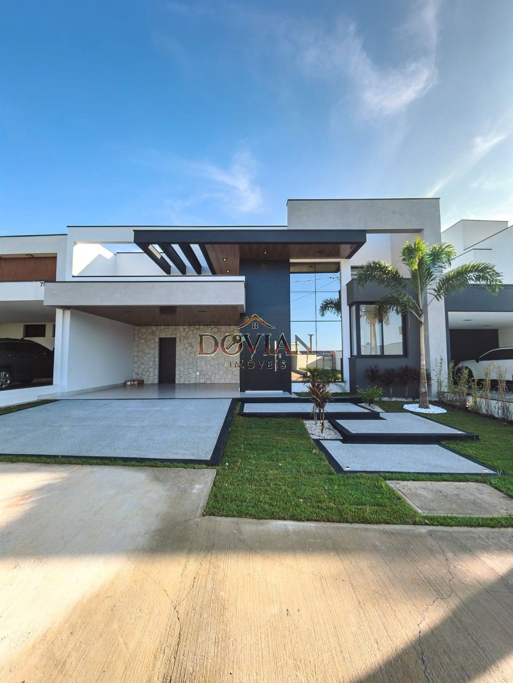 Casa, 3 quartos, 330 m² - Foto 1