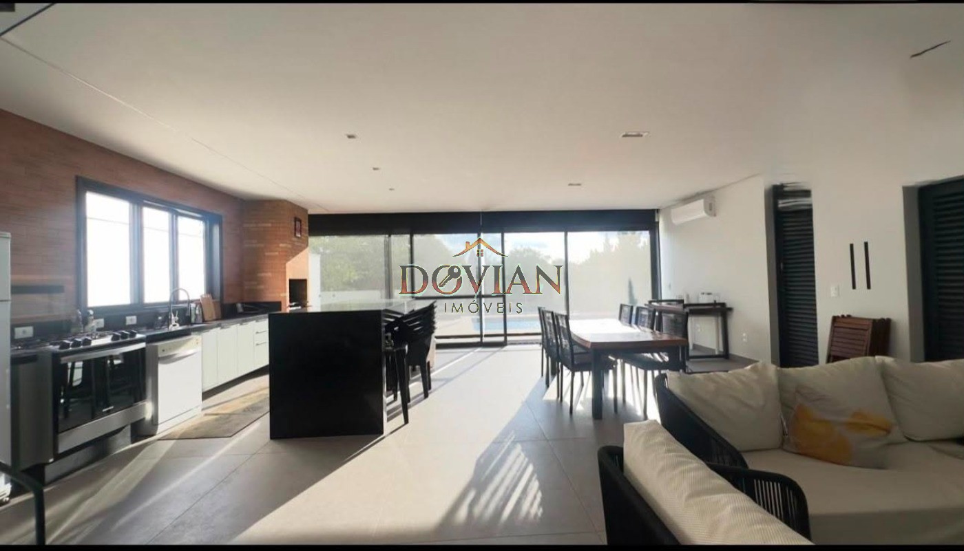 Casa, 3 quartos, 420 m² - Foto 1