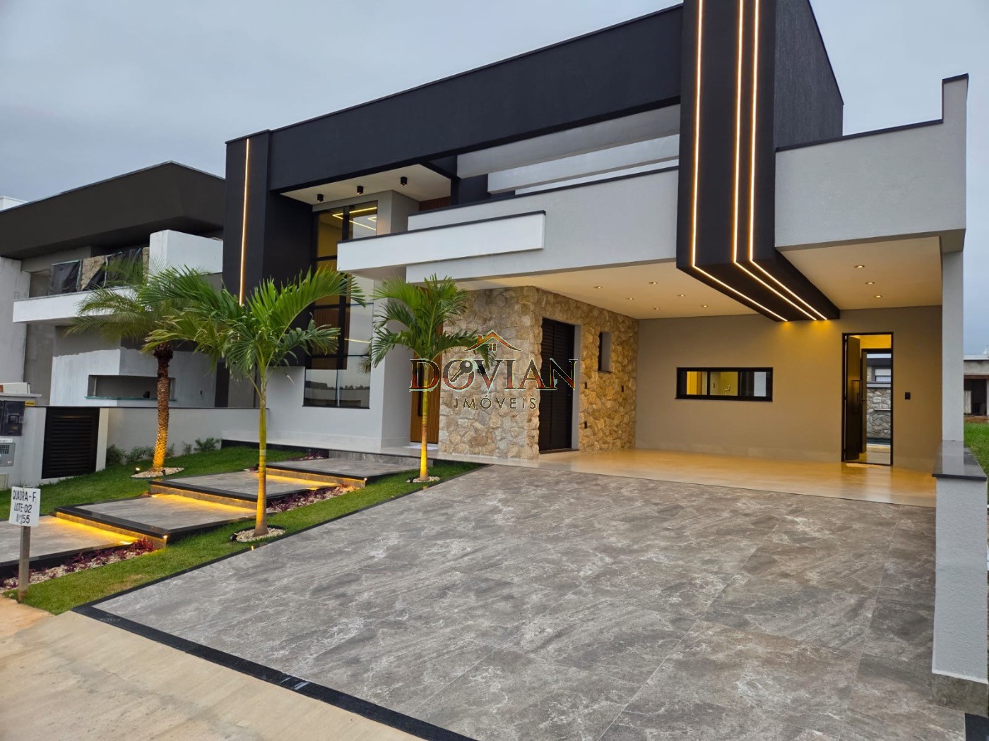 Casa, 3 quartos, 300 m² - Foto 1