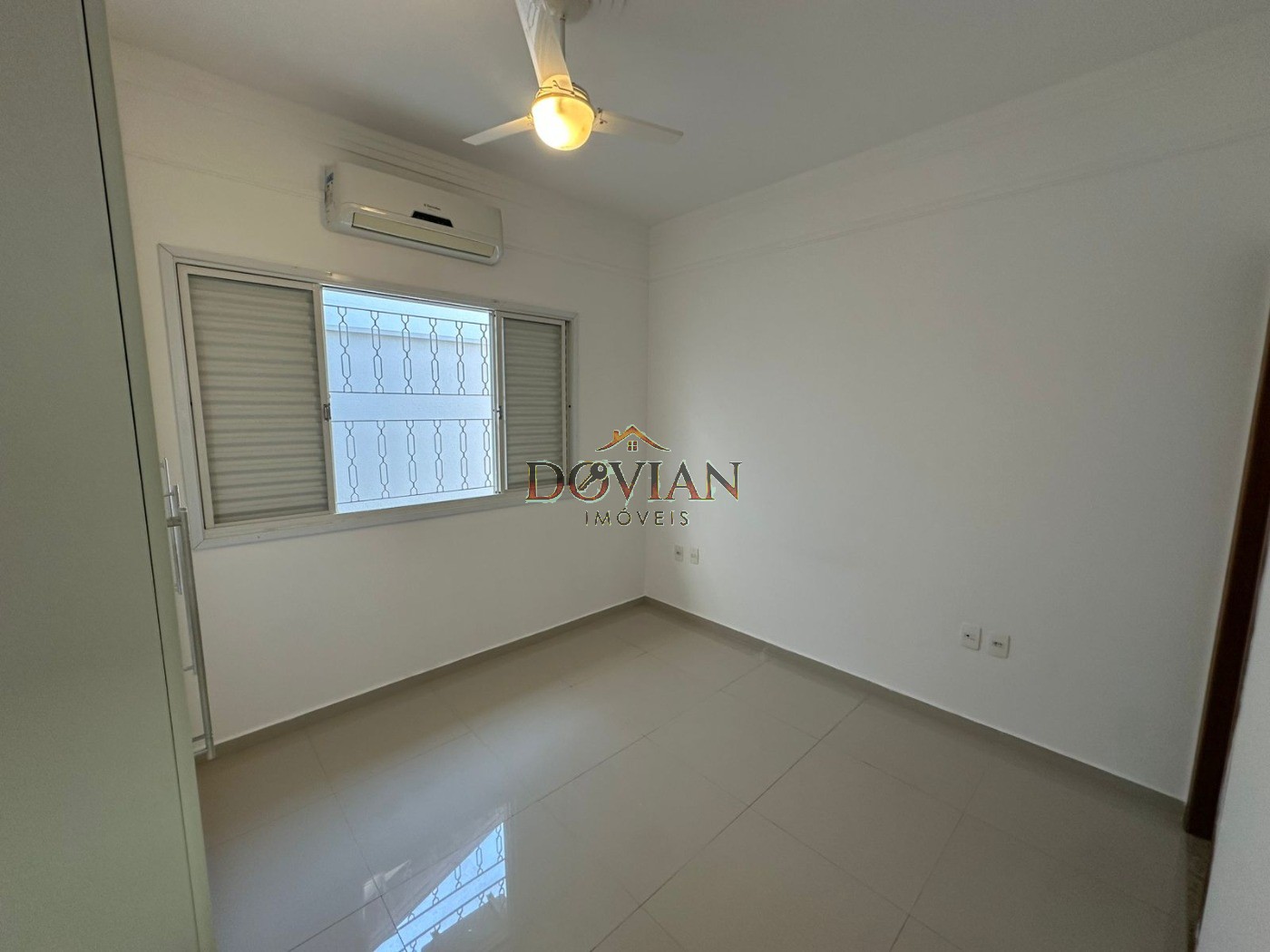 Casa, 4 quartos, 360 m² - Foto 23