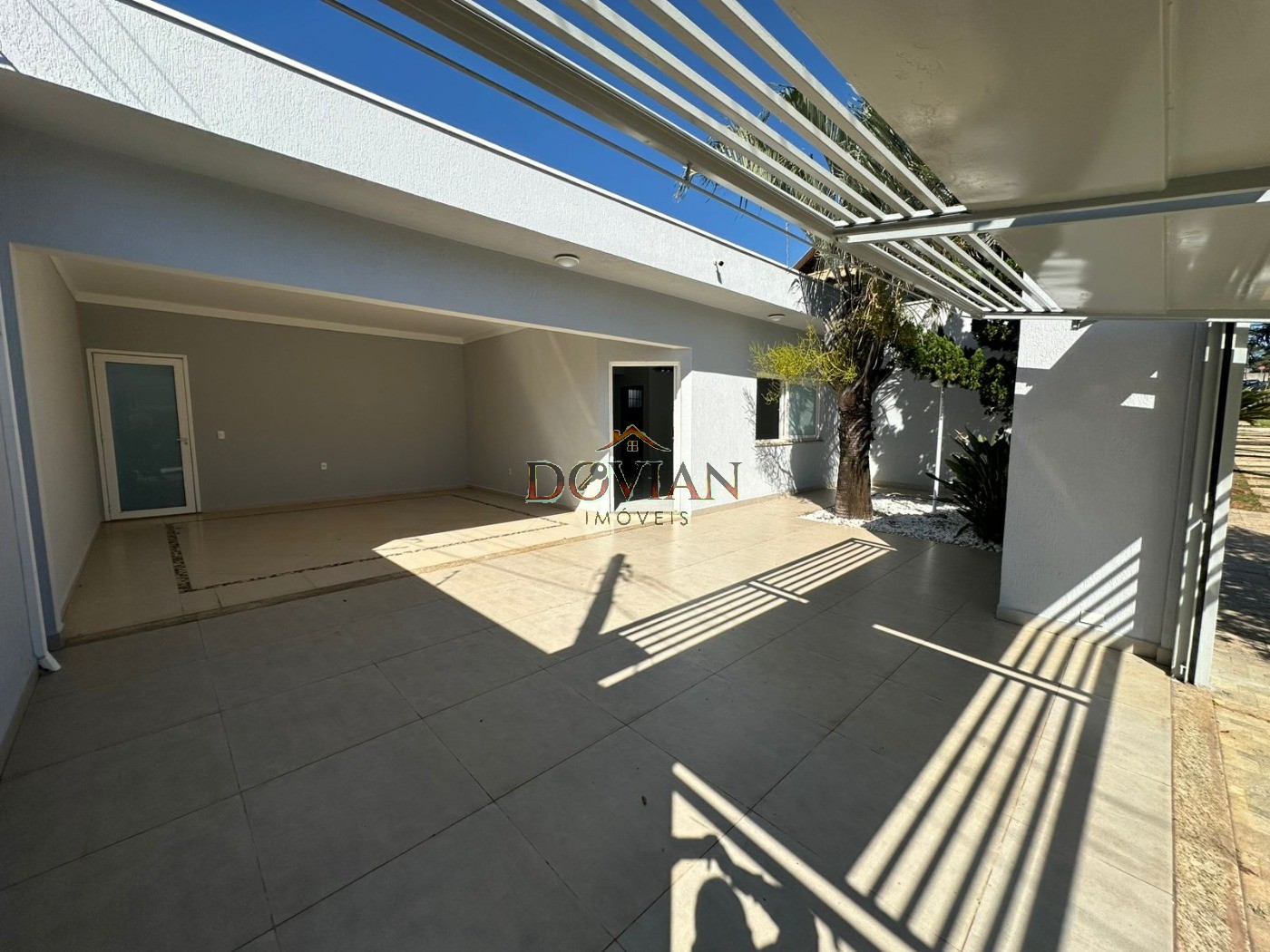 Casa, 4 quartos, 360 m² - Foto 2