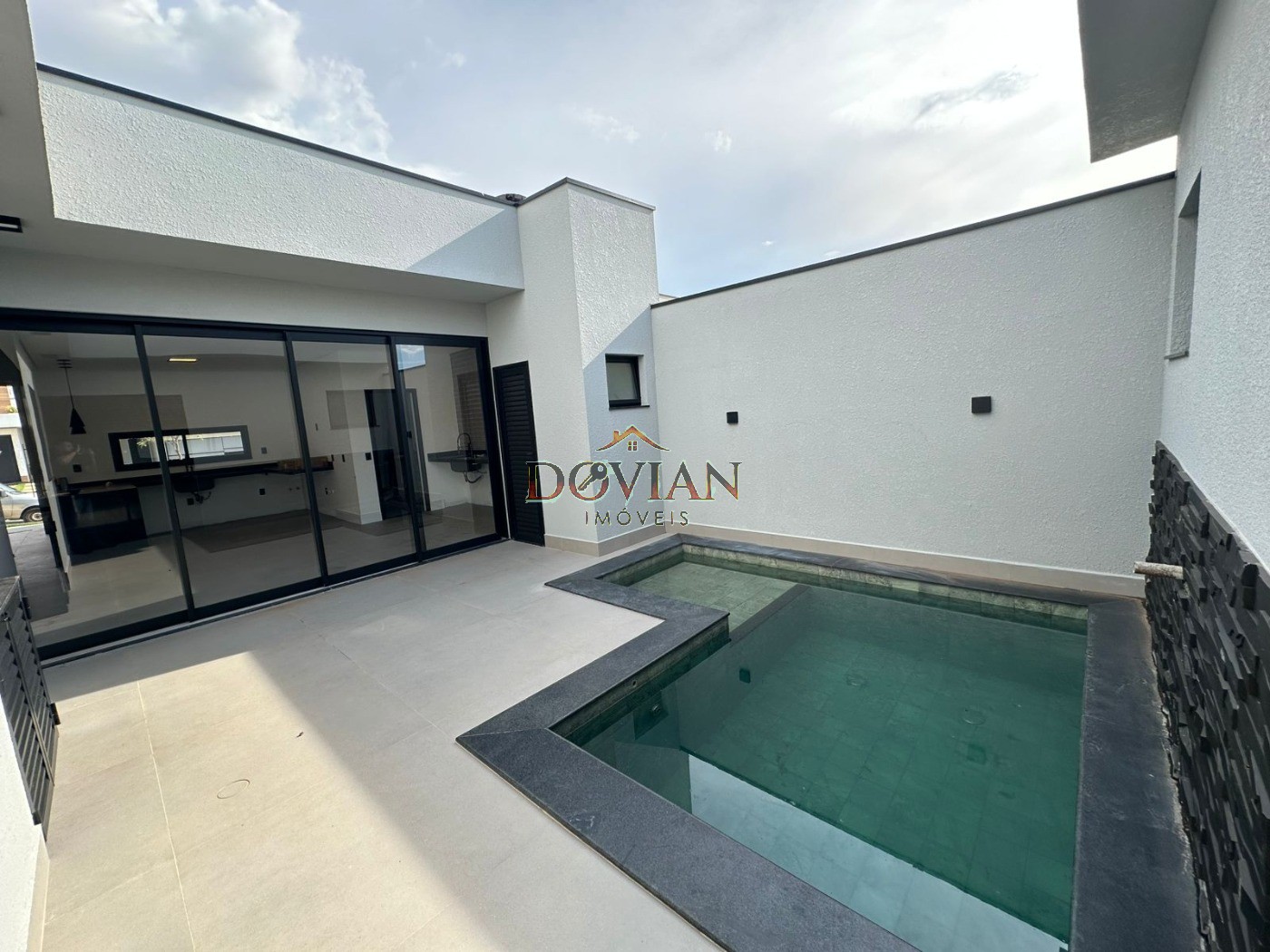 Casa, 3 quartos, 250 m² - Foto 13