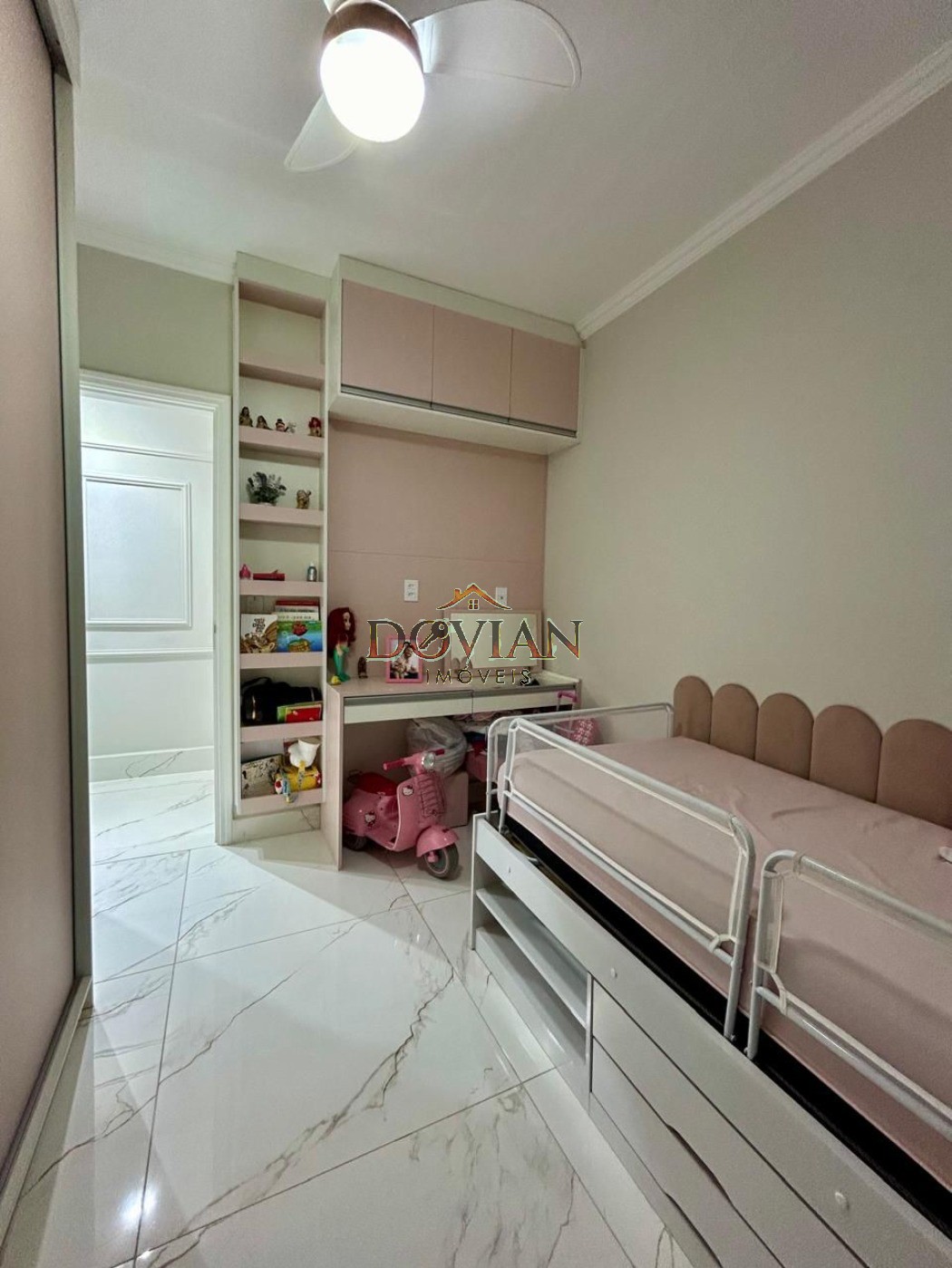 Casa, 3 quartos, 250 m² - Foto 11