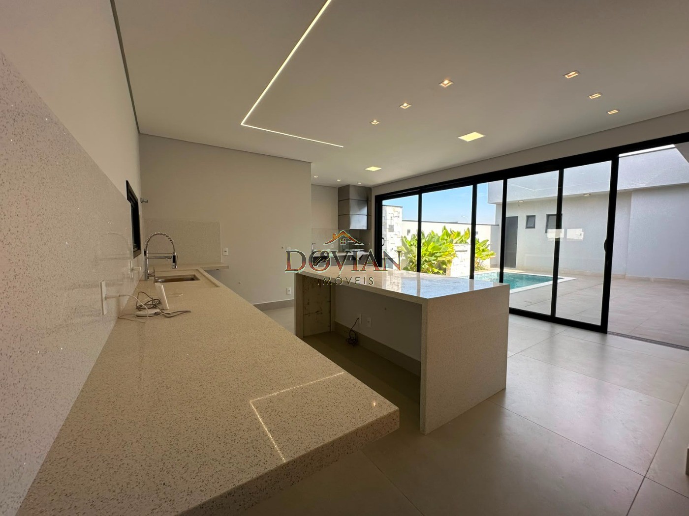 Casa, 3 quartos, 300 m² - Foto 14
