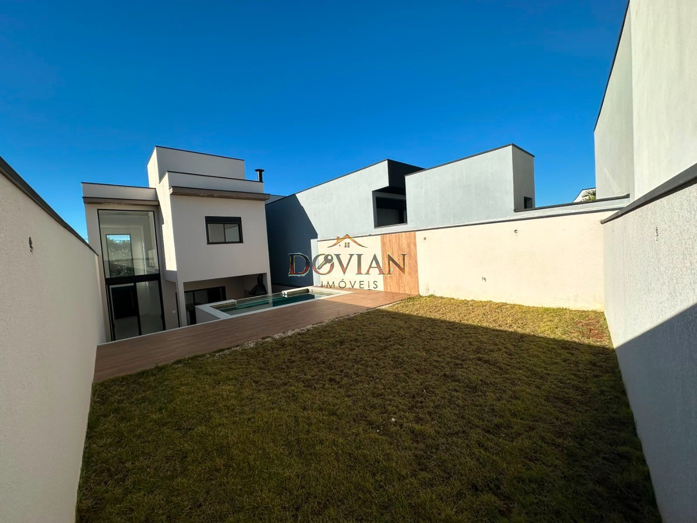 Casa, 3 quartos, 245 m² - Foto 27
