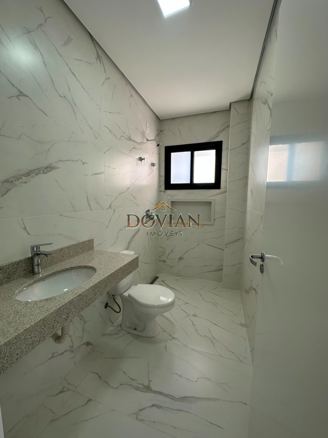 Casa, 3 quartos, 245 m² - Foto 32
