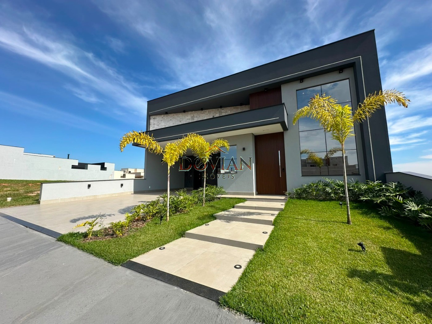 Casa, 3 quartos, 300 m² - Foto 1