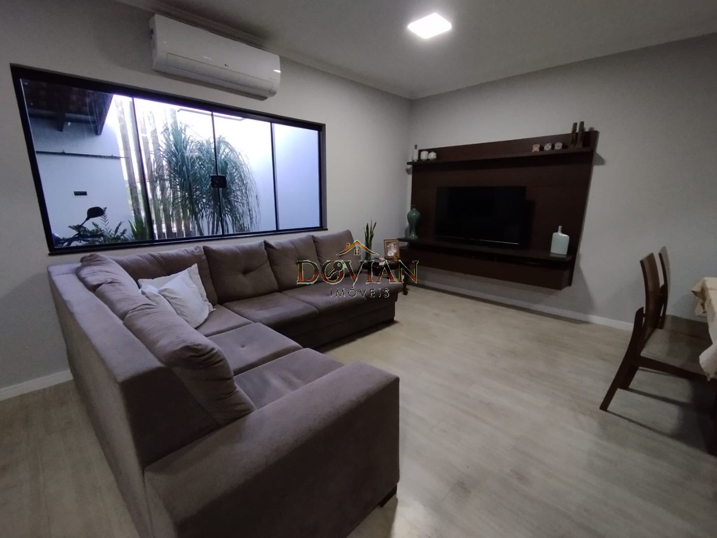 Casa, 3 quartos, 250 m² - Foto 1