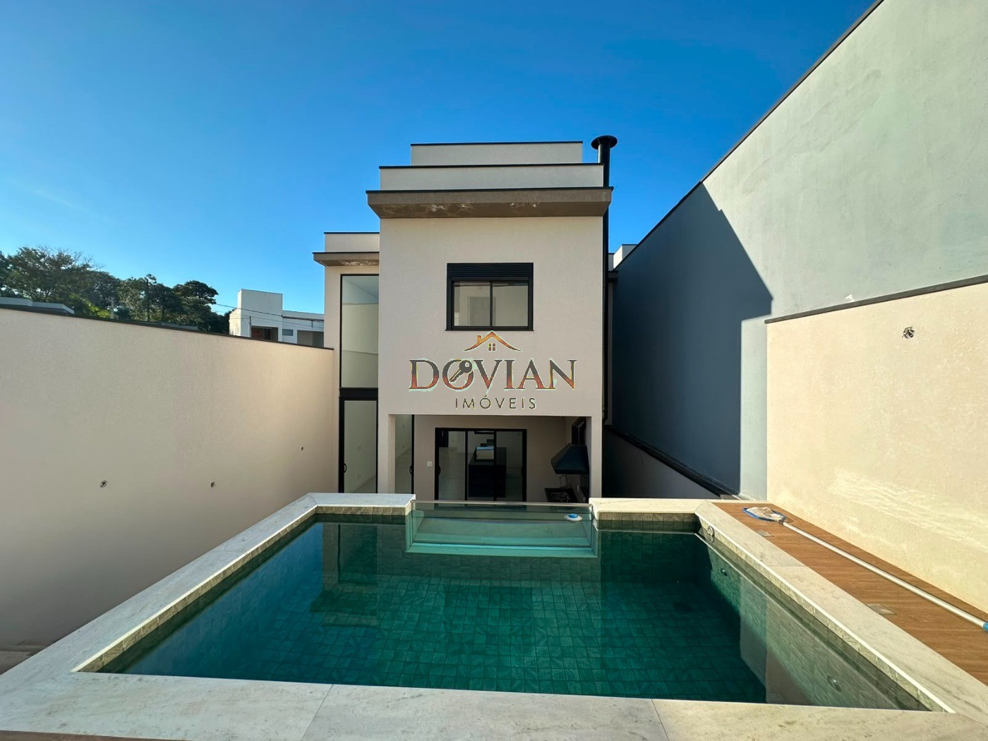 Casa, 3 quartos, 245 m² - Foto 25