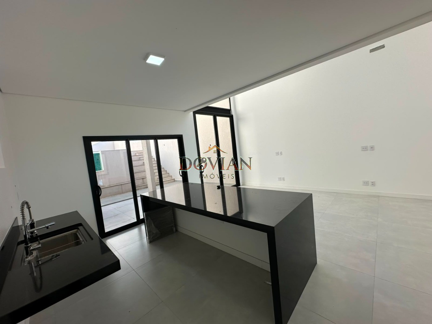 Casa, 3 quartos, 245 m² - Foto 14