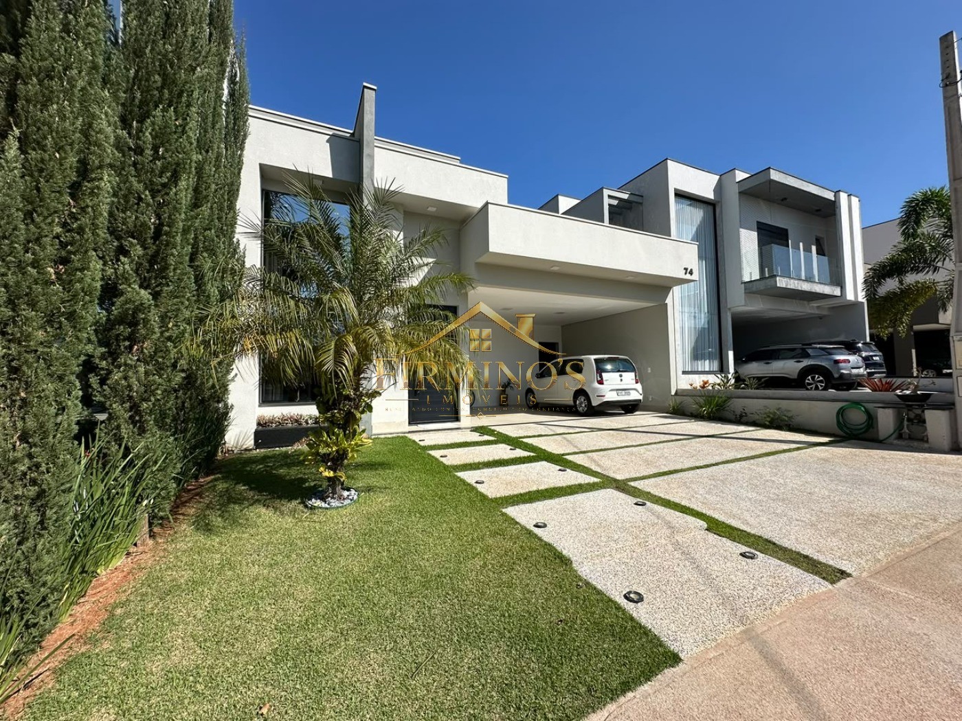 Casa, 3 quartos, 306 m² - Foto 1