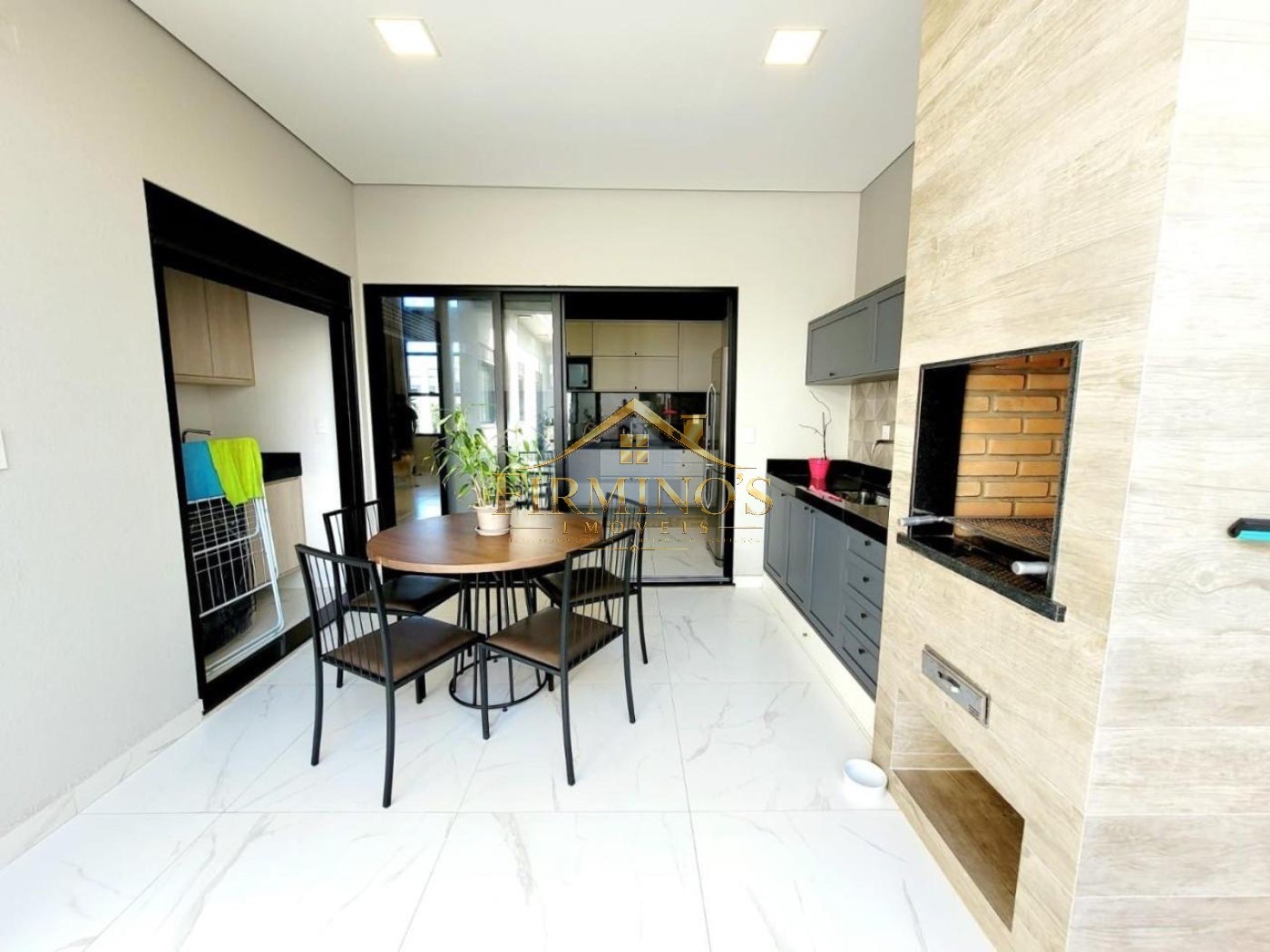 Casa, 3 quartos, 210 m² - Foto 10