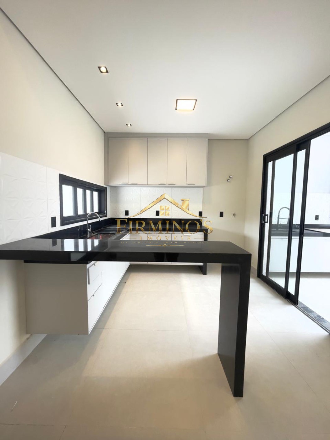 Casa, 3 quartos, 204 m² - Foto 3