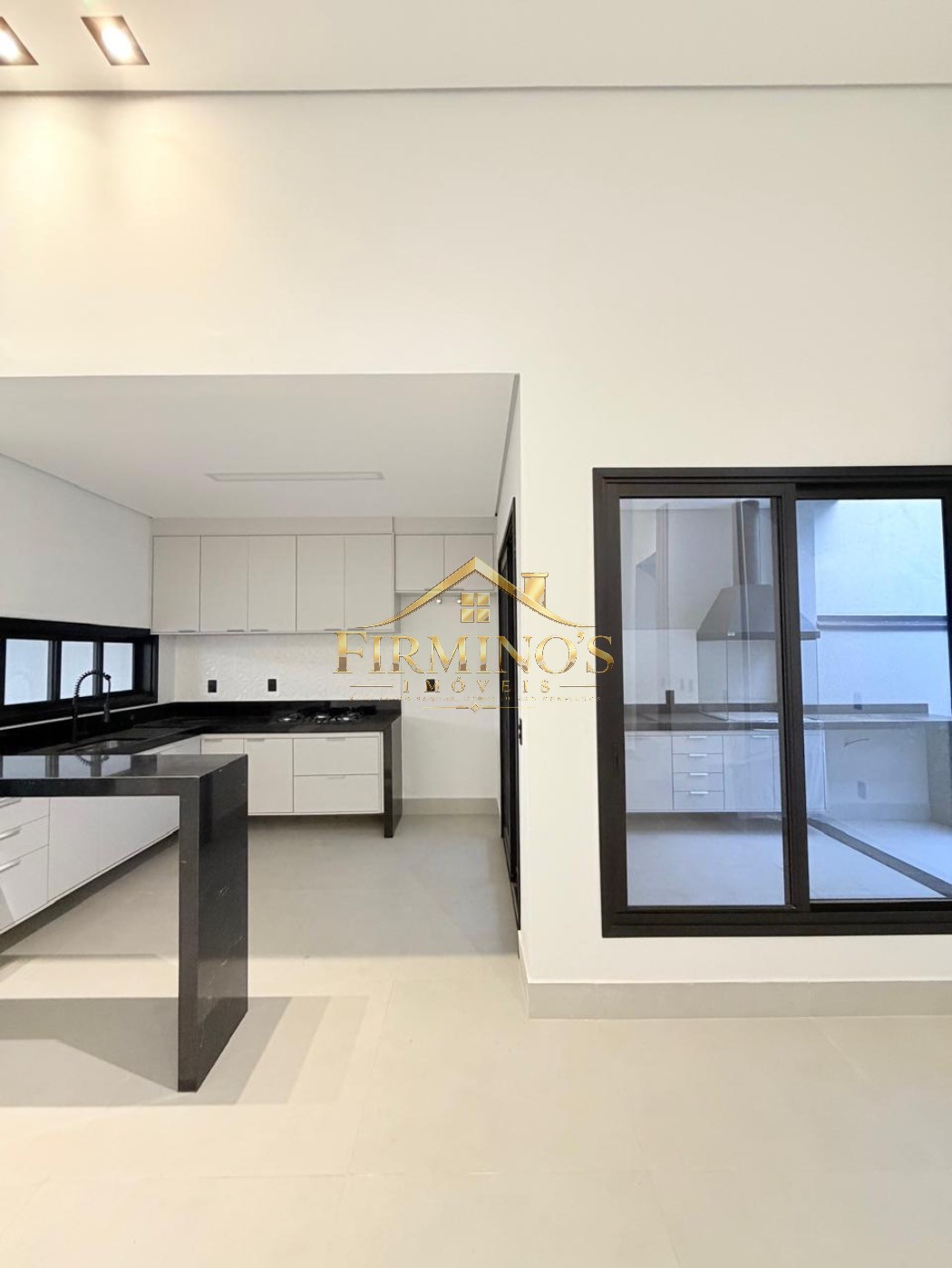 Casa, 3 quartos, 208 m² - Foto 4