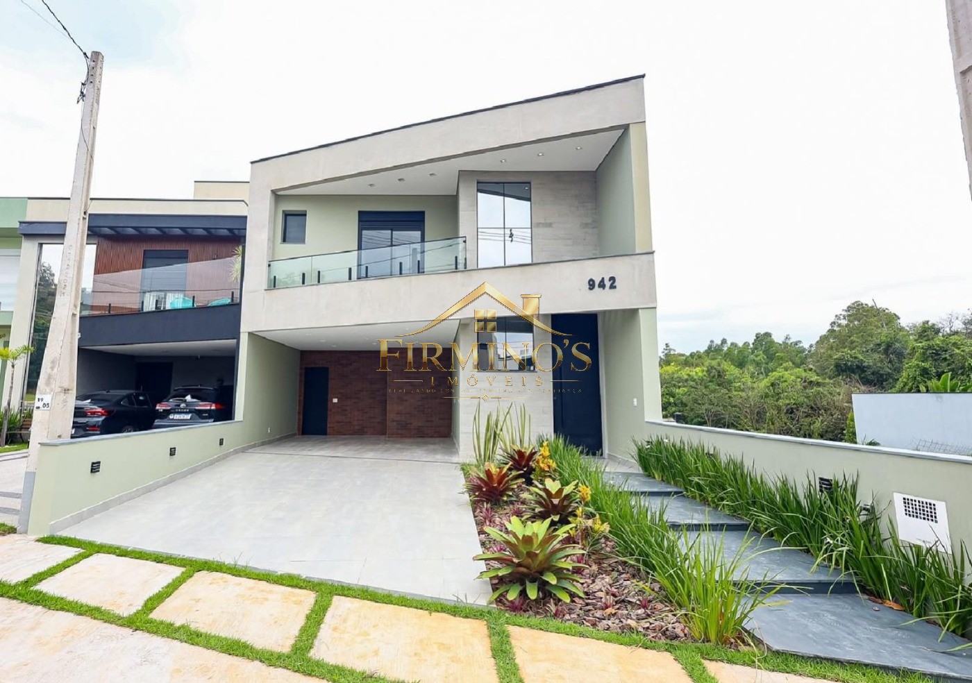 Casa, 3 quartos, 215 m² - Foto 1