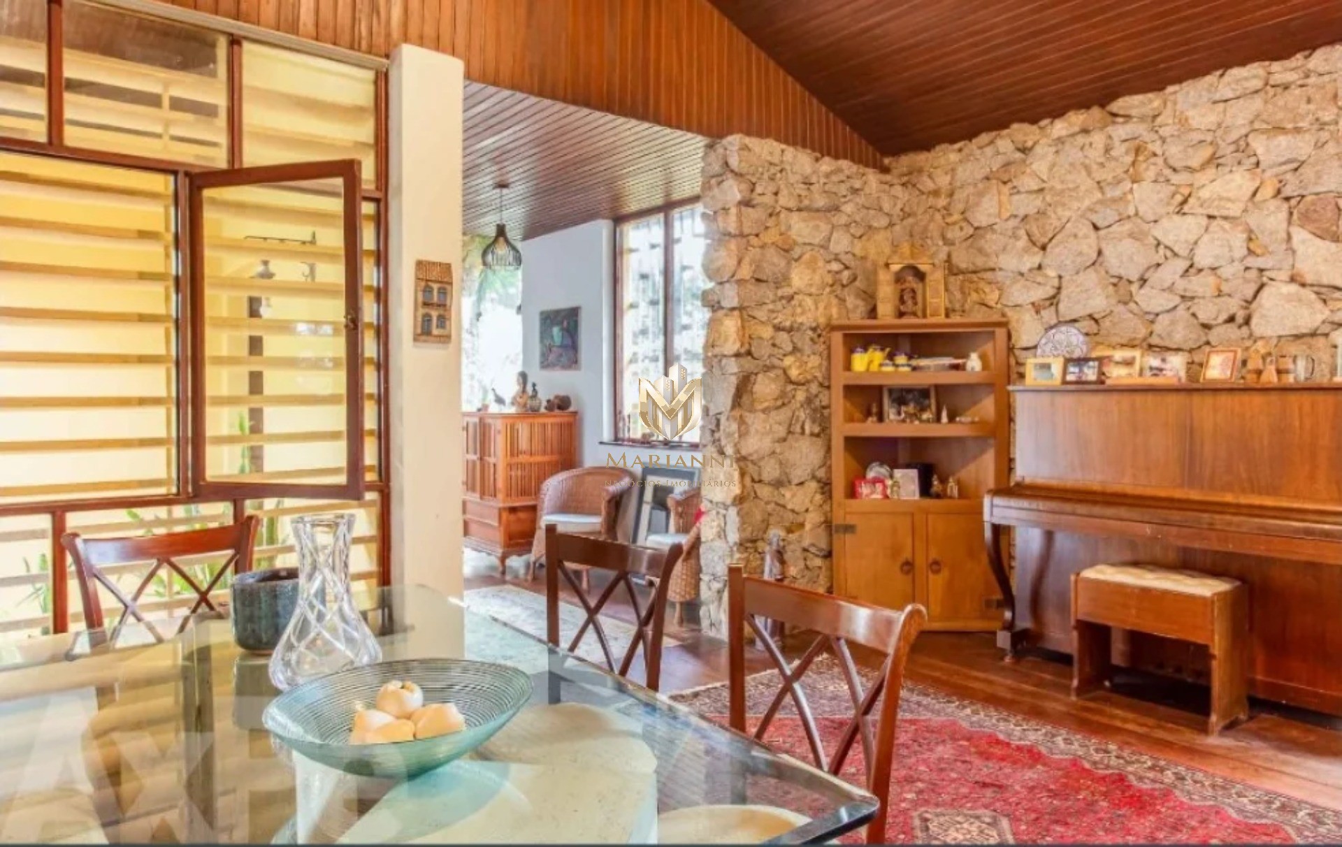 Casa, 3 quartos, 200 m² - Foto 2