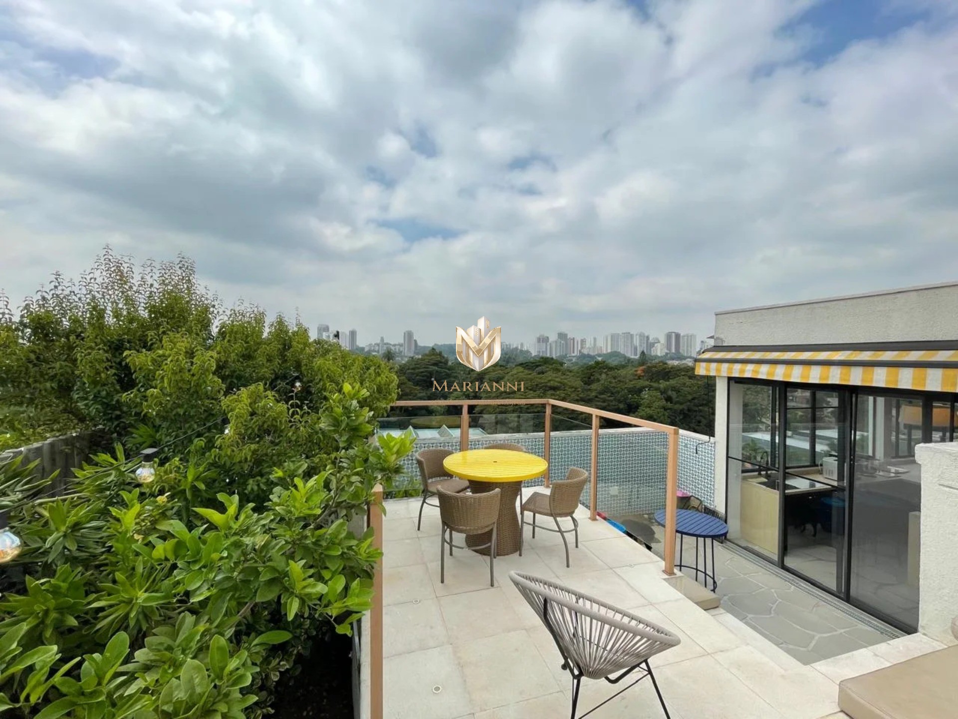 Cobertura, 3 quartos, 315 m² - Foto 4