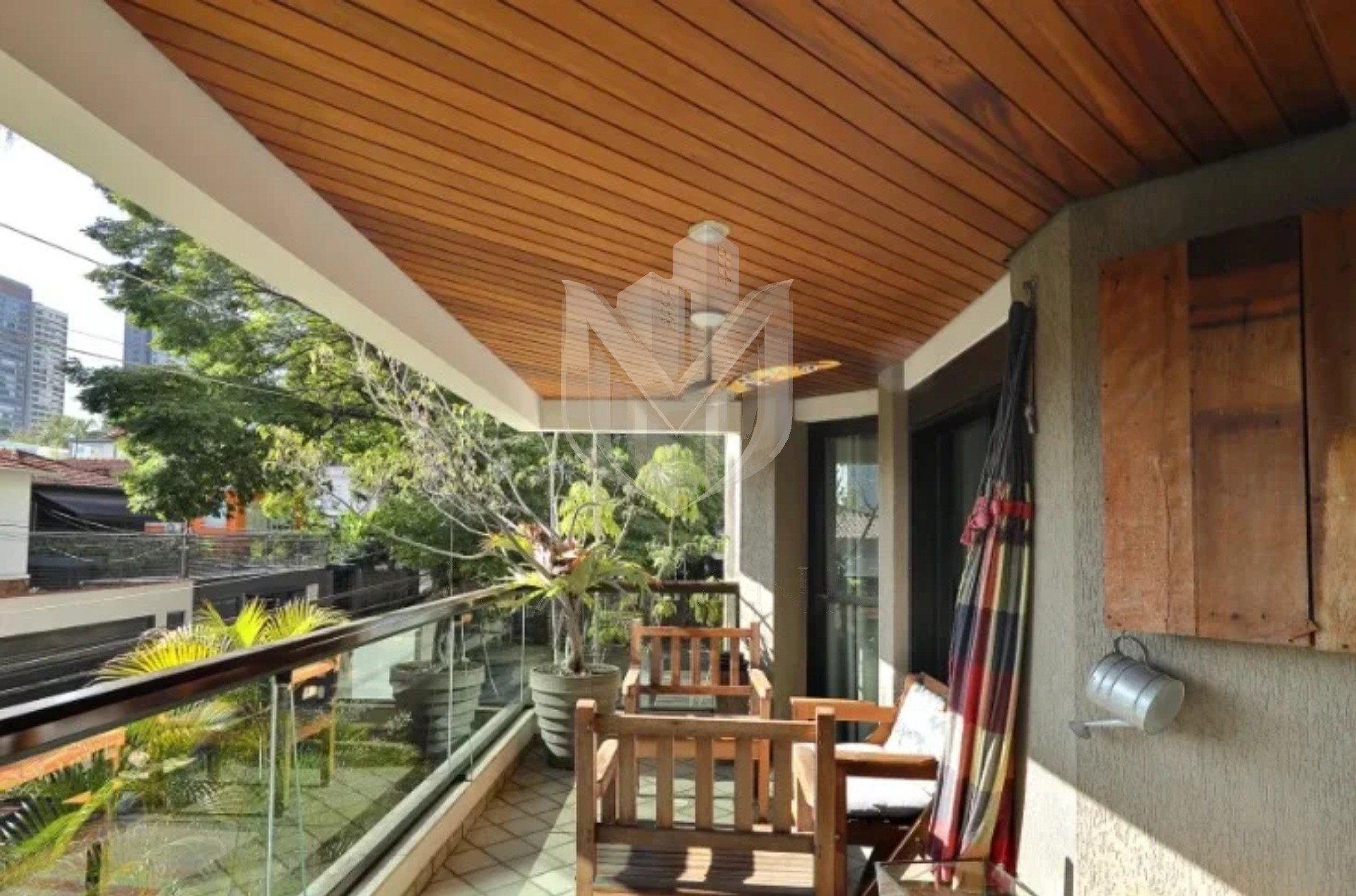Apartamento, 3 quartos, 140 m² - Foto 1