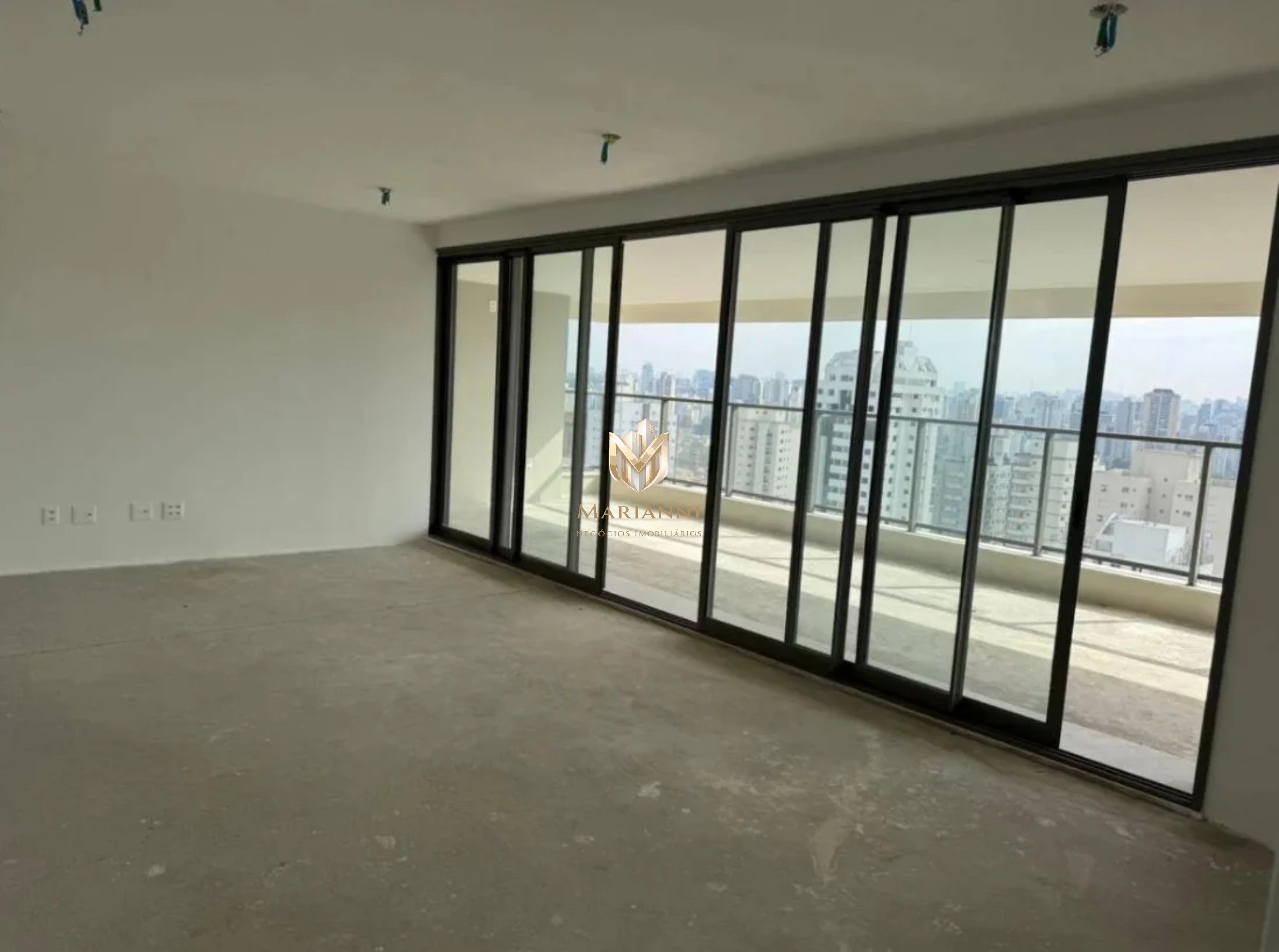 Apartamento, 4 quartos, 205 m² - Foto 2