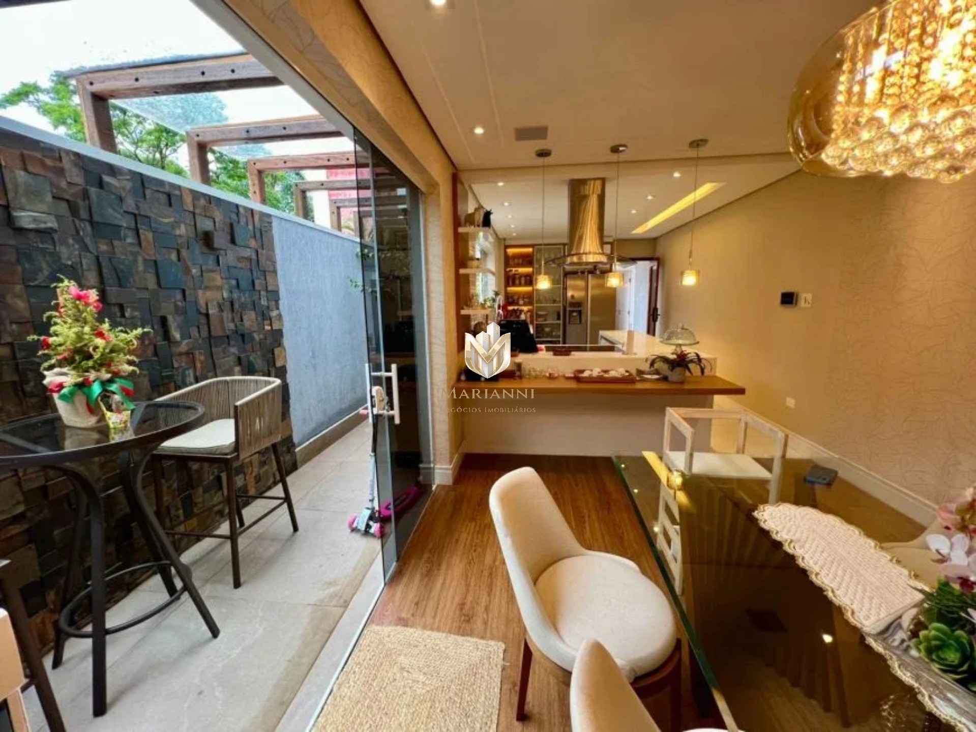 Casa, 3 quartos, 300 m² - Foto 2