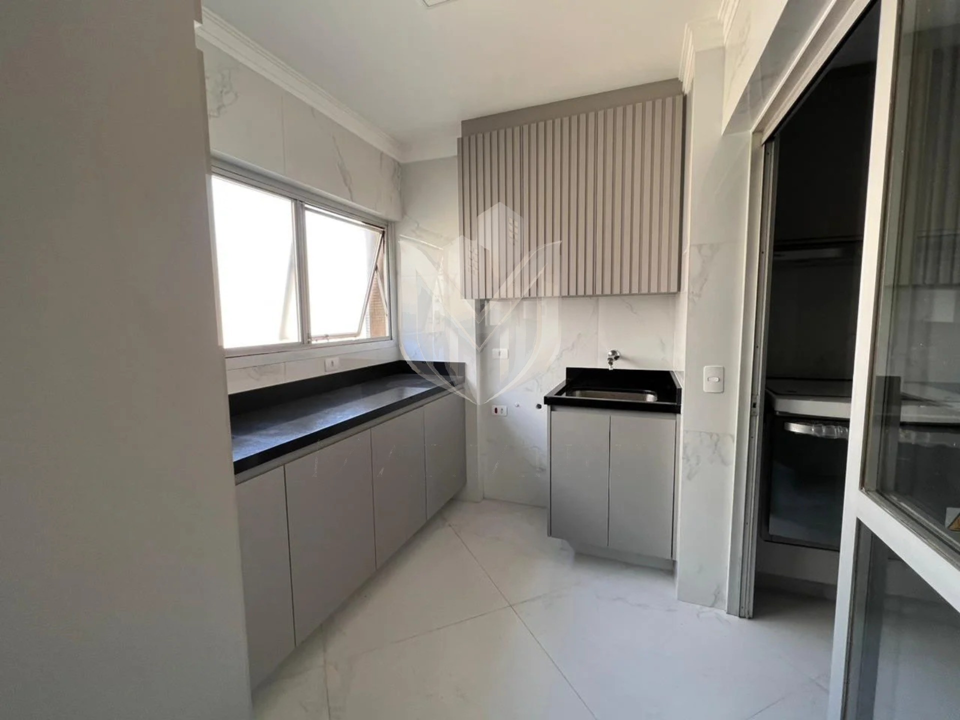 Apartamento, 3 quartos, 190 m² - Foto 2