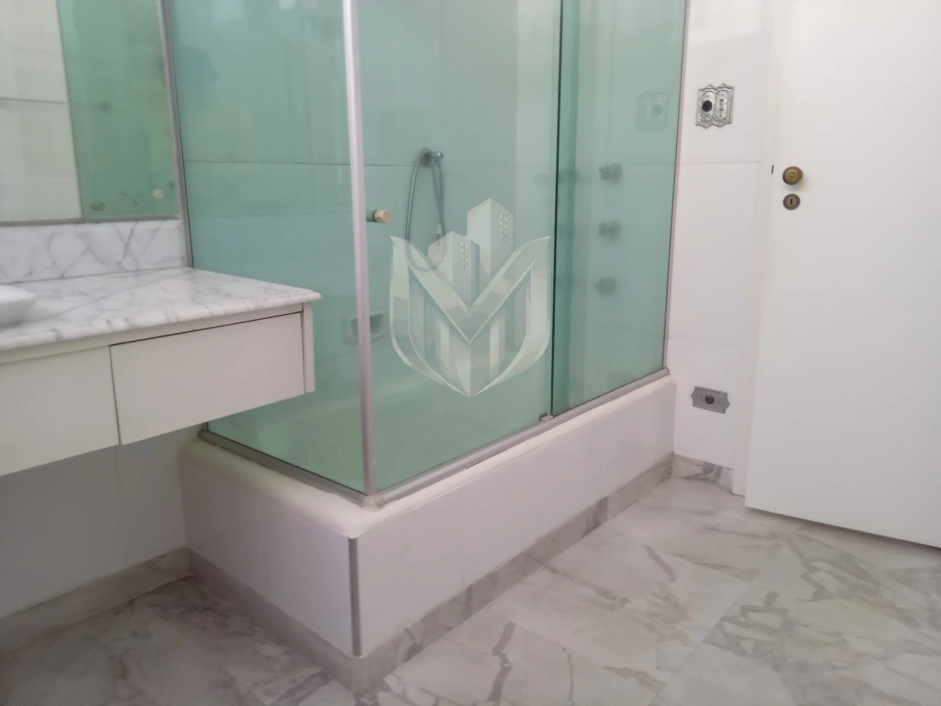Apartamento, 3 quartos, 273 m² - Foto 2