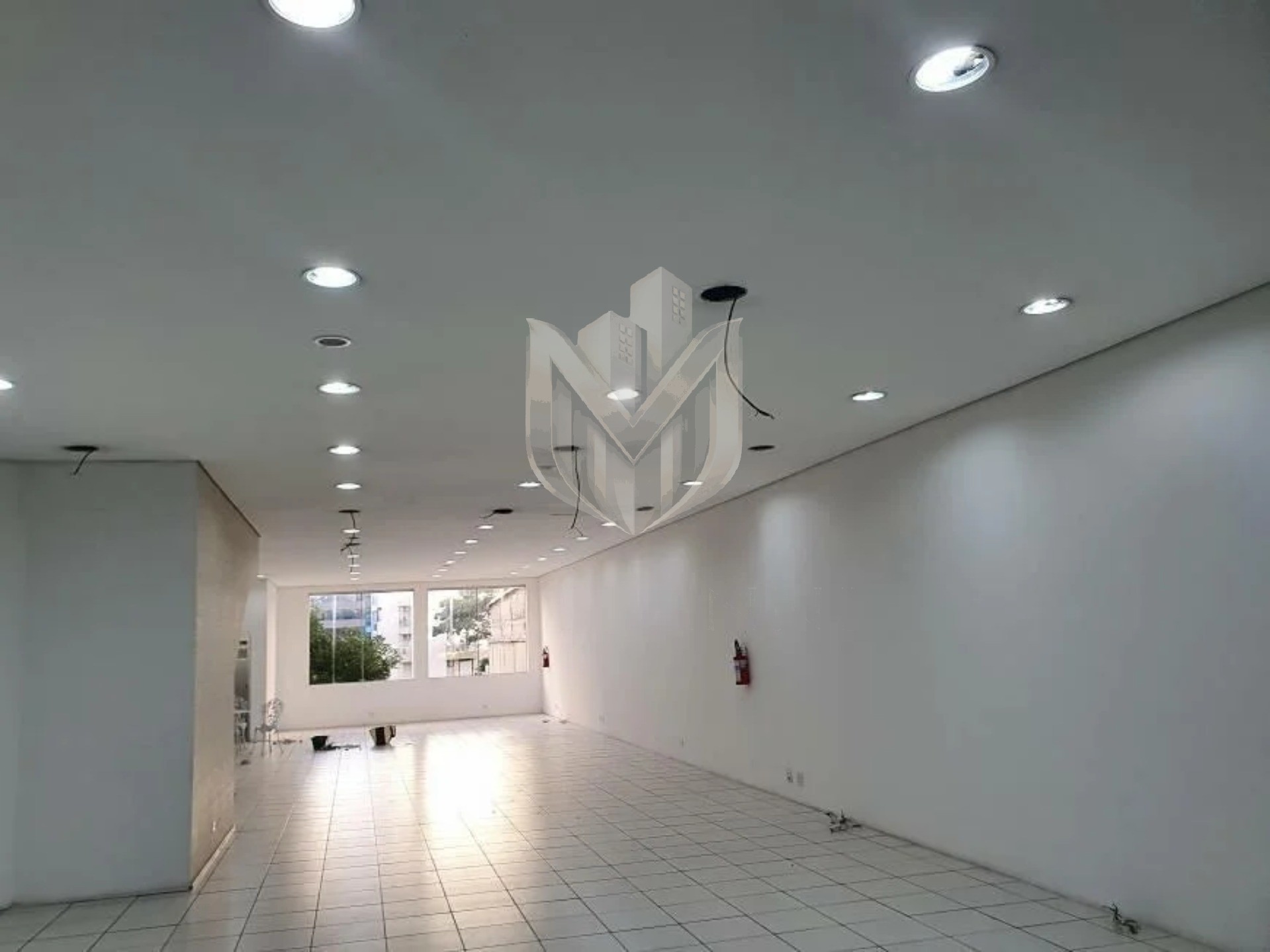 Loja-Salão, 440 m² - Foto 1
