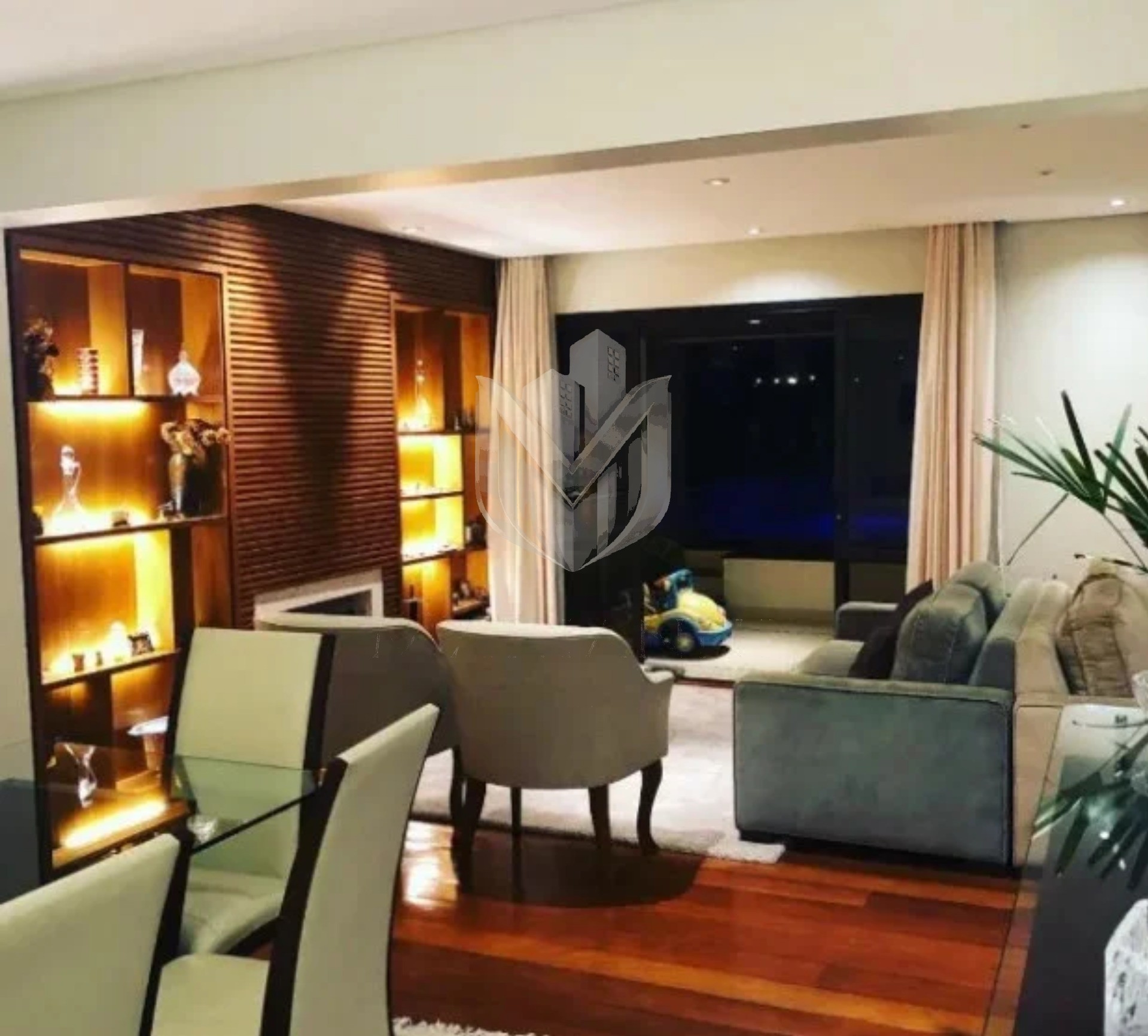 Apartamento, 4 quartos, 233 m² - Foto 1