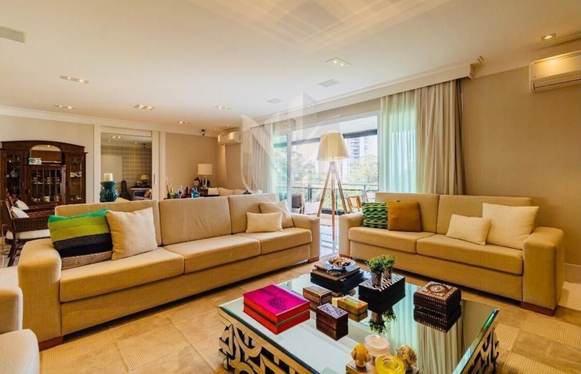 Apartamento, 4 quartos, 350 m² - Foto 1