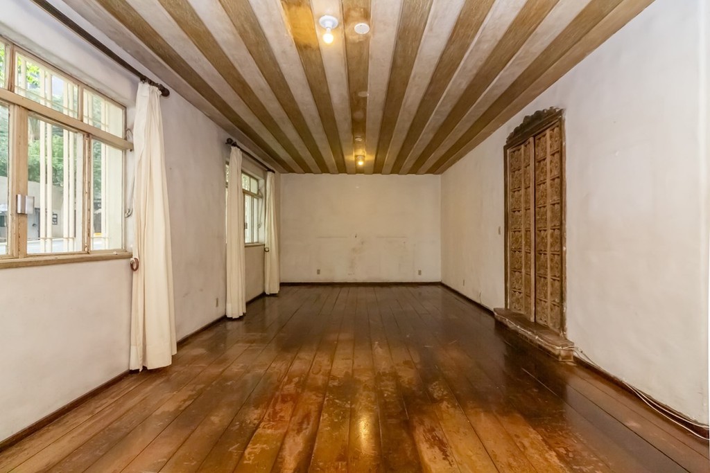 Apartamento, 3 quartos, 224 m² - Foto 1