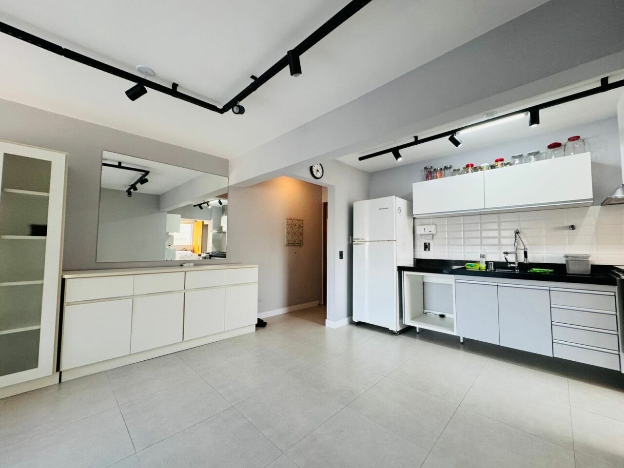 Apartamento, 2 quartos, 70 m² - Foto 2