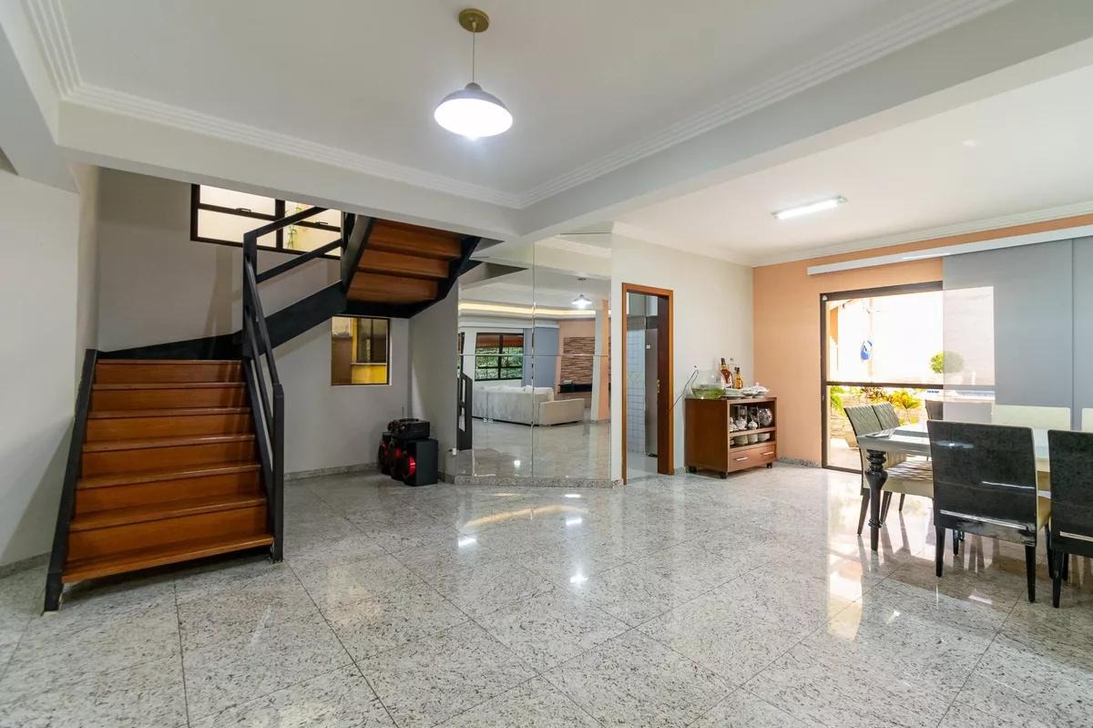 Casa, 4 quartos, 298 m² - Foto 35