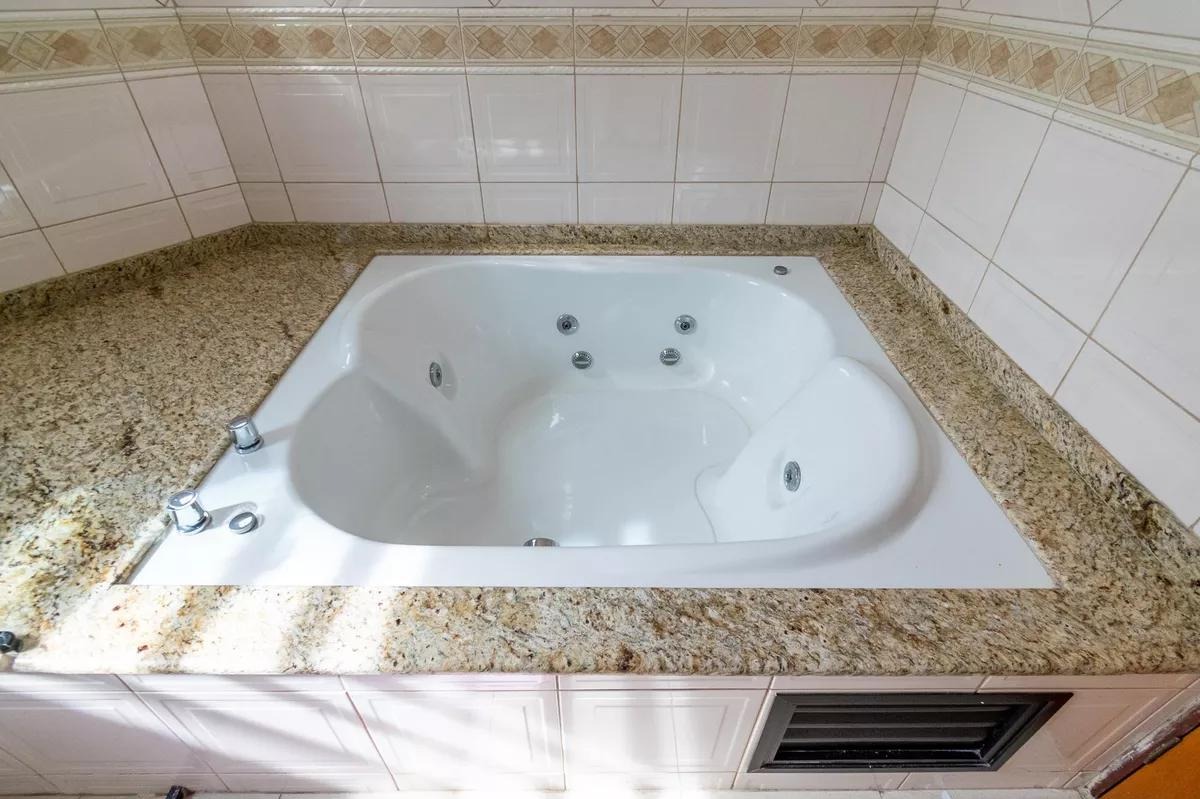 Casa, 4 quartos, 298 m² - Foto 25