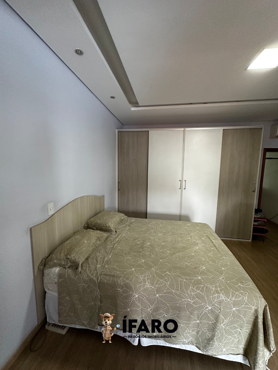 Casa, 4 quartos, 300 m² - Foto 21
