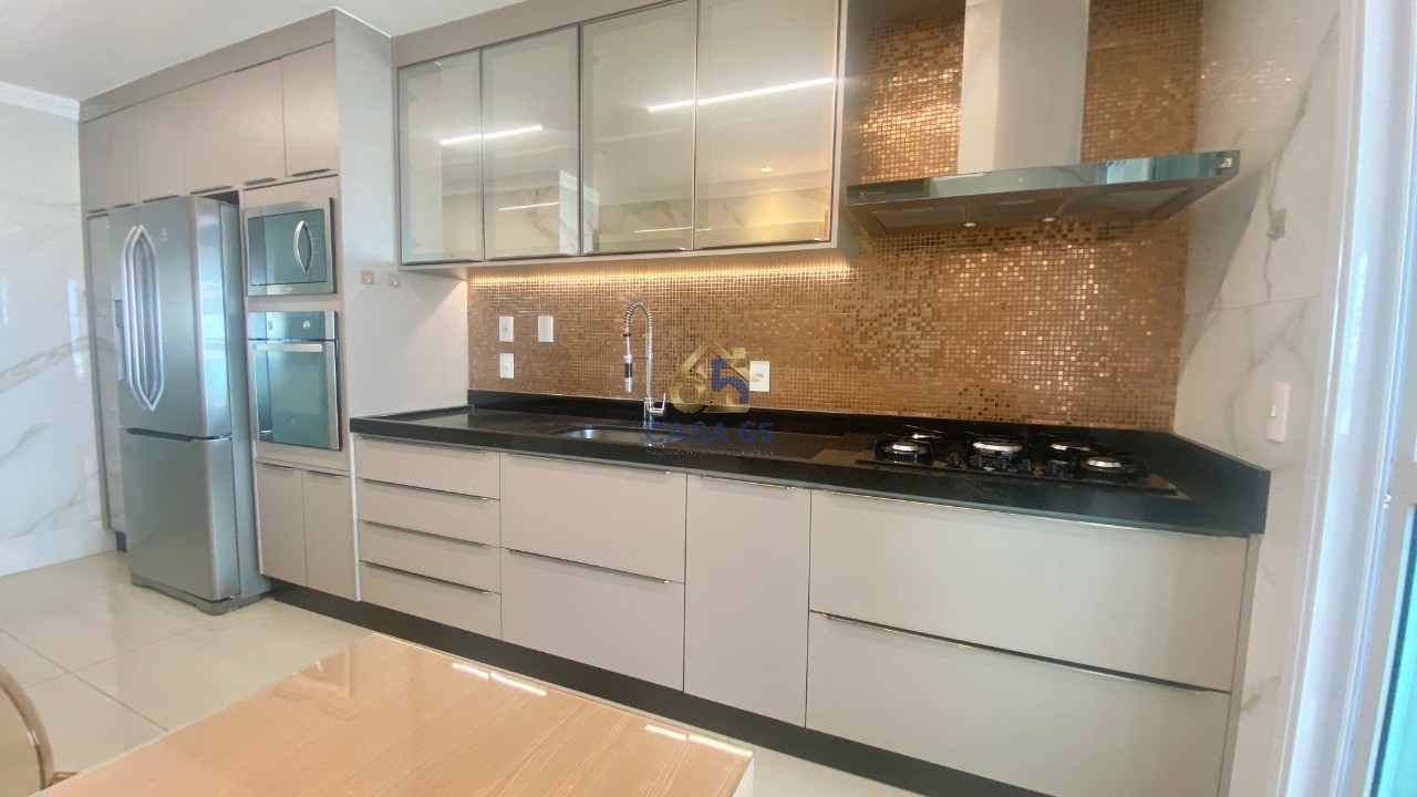 Apartamento, 3 quartos, 168 m² - Foto 1