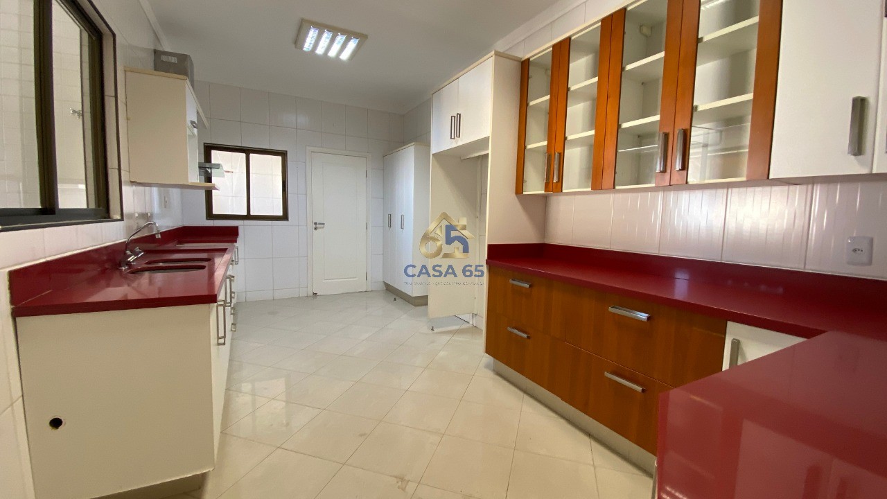 Apartamento, 4 quartos, 252 m² - Foto 1
