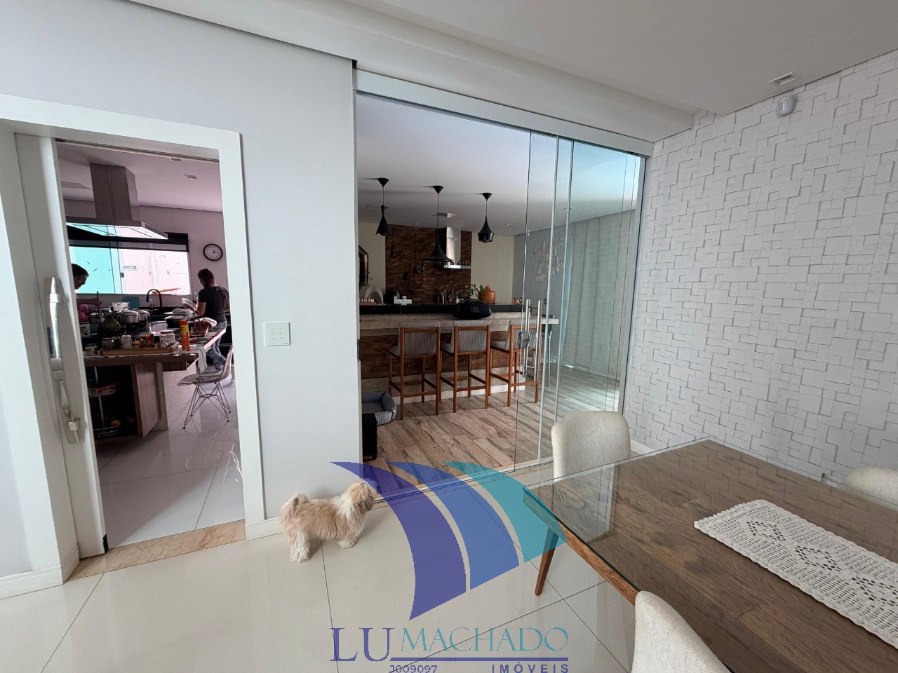 Casa, 4 quartos, 300 m² - Foto 40