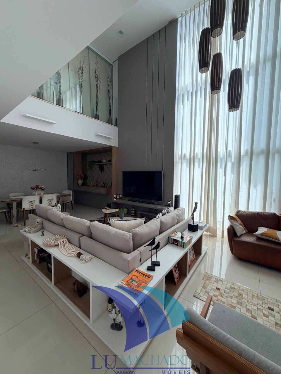 Casa, 4 quartos, 300 m² - Foto 4