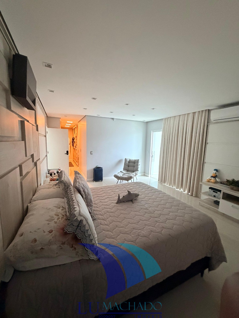 Casa, 4 quartos, 300 m² - Foto 14