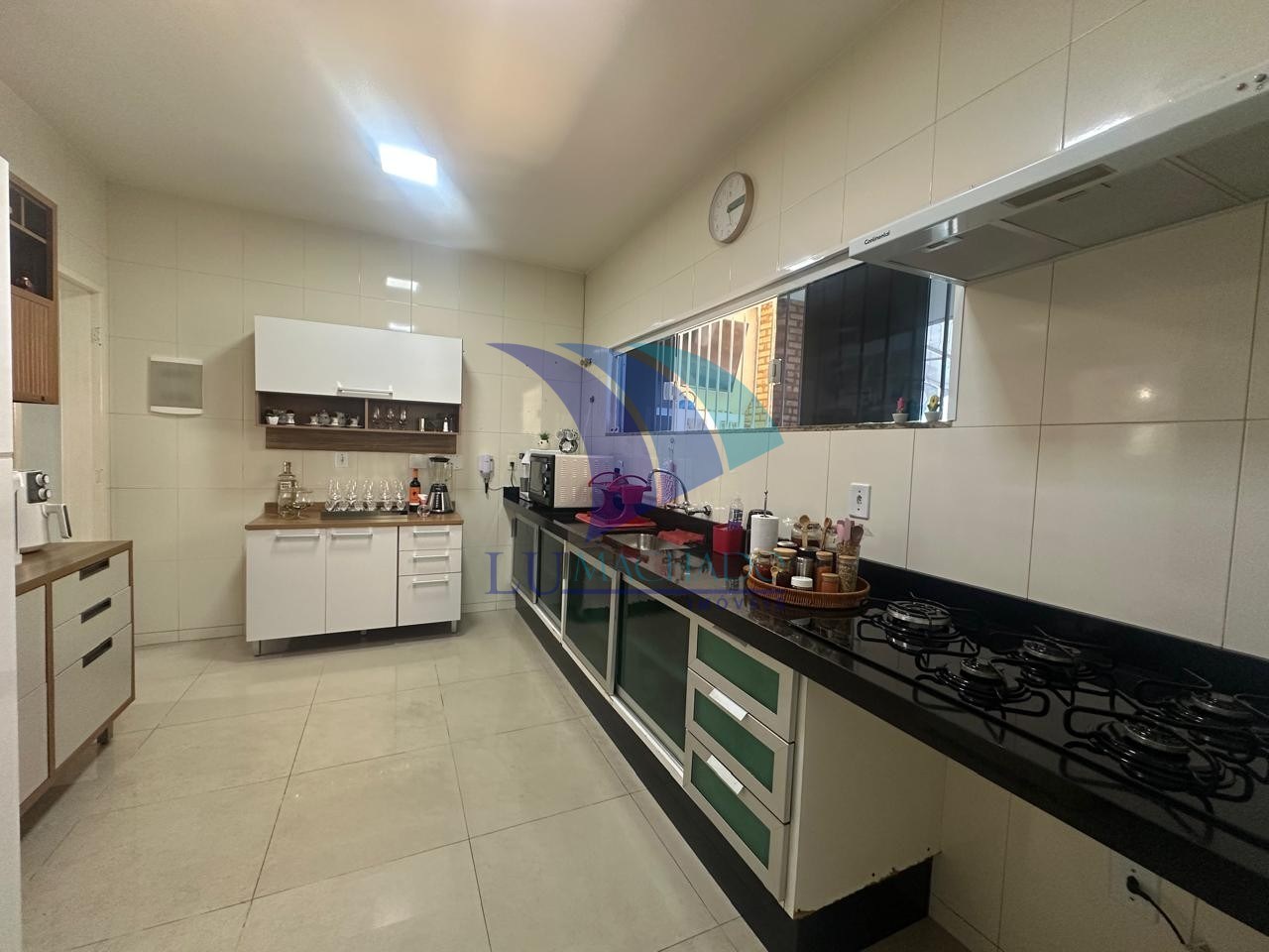 Casa, 4 quartos, 225 m² - Foto 8