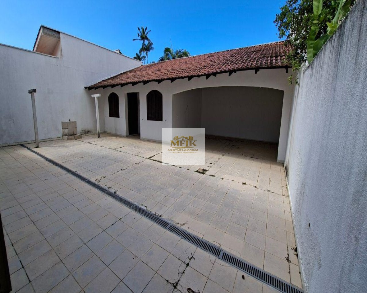 Casa, 7 quartos, 148 m² - Foto 2