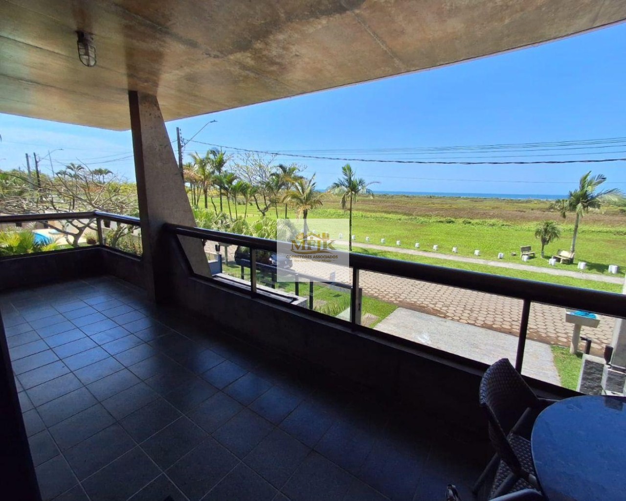 Casa, 4 quartos, 297 m² - Foto 2